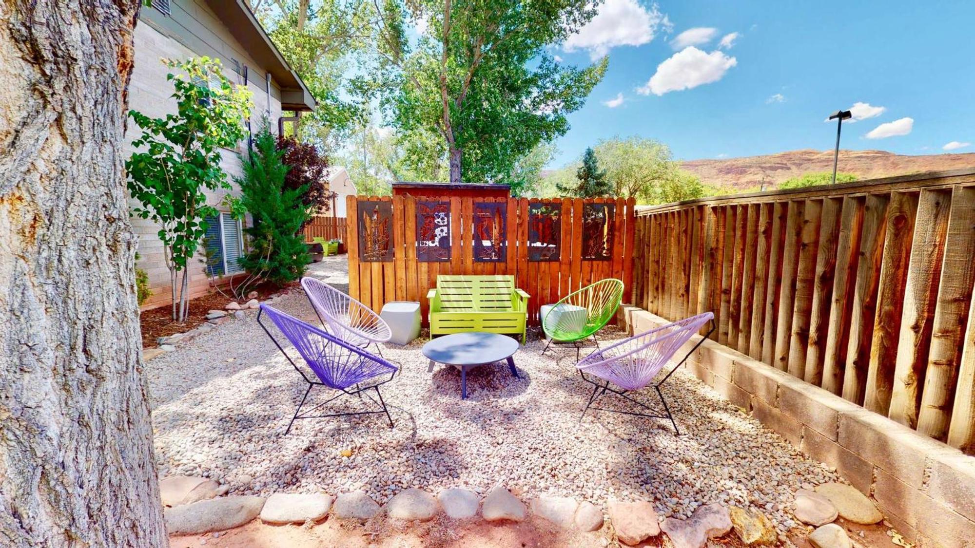 Downtown Cozy Home Base - Purple Sage 4 모아브 외부 사진